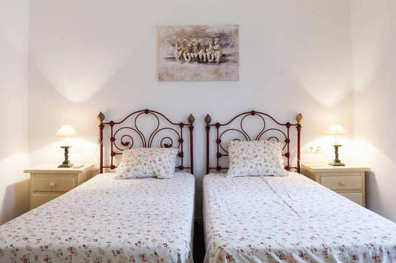 Apartamentos Rg Arenal Sevilla Szoba fotó