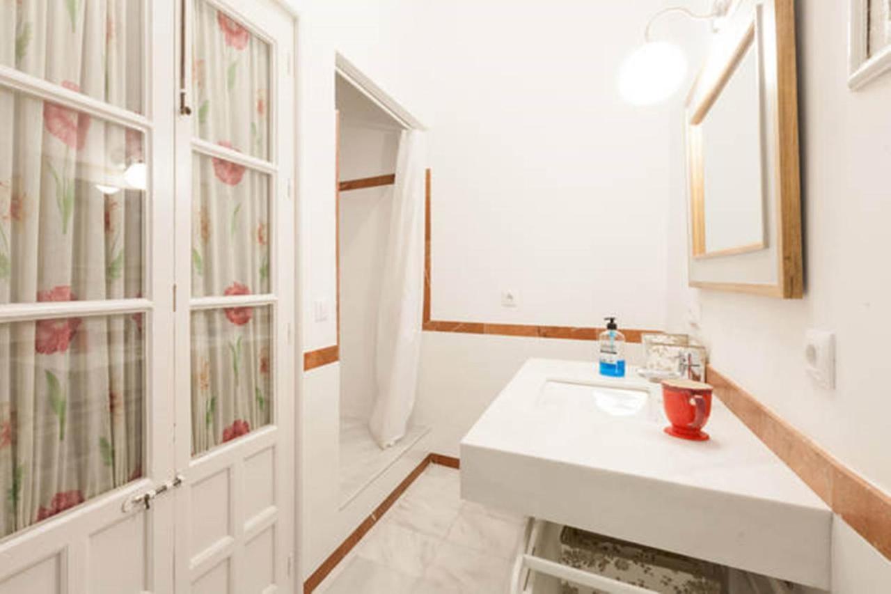 Apartamentos Rg Arenal Sevilla Szoba fotó