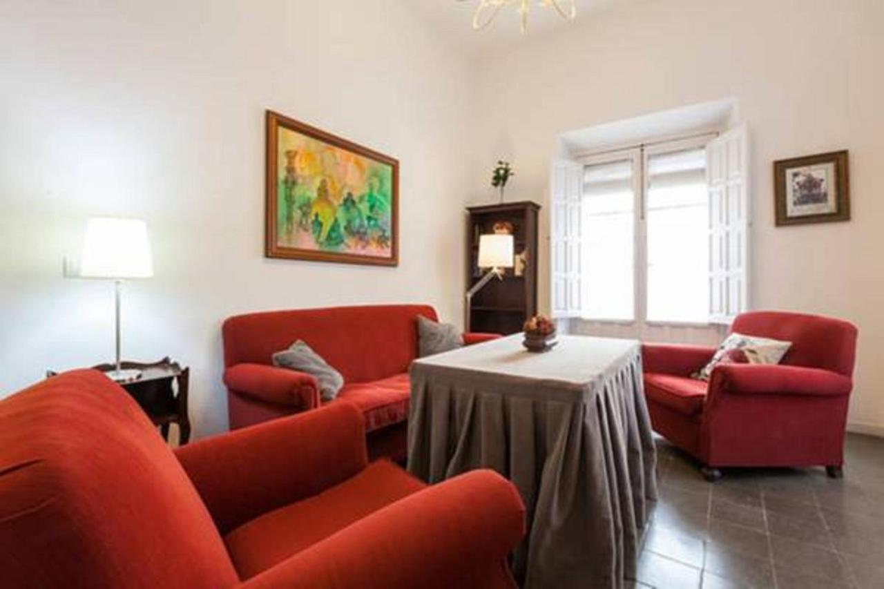 Apartamentos Rg Arenal Sevilla Szoba fotó